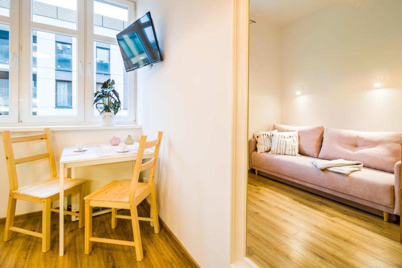 Solna Atelier Apartment คราคูฟ ภายนอก รูปภาพ