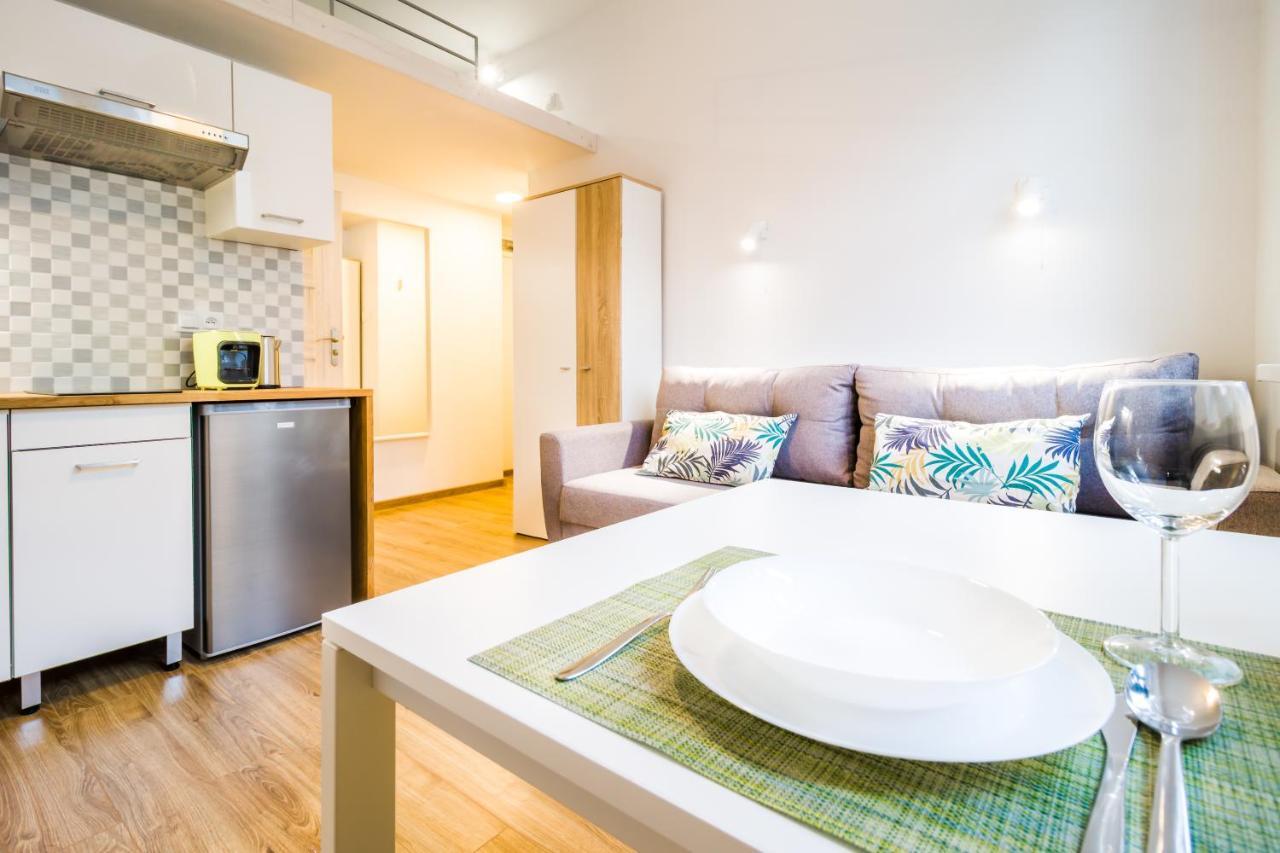 Solna Atelier Apartment คราคูฟ ภายนอก รูปภาพ