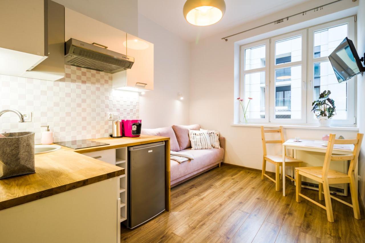 Solna Atelier Apartment คราคูฟ ภายนอก รูปภาพ
