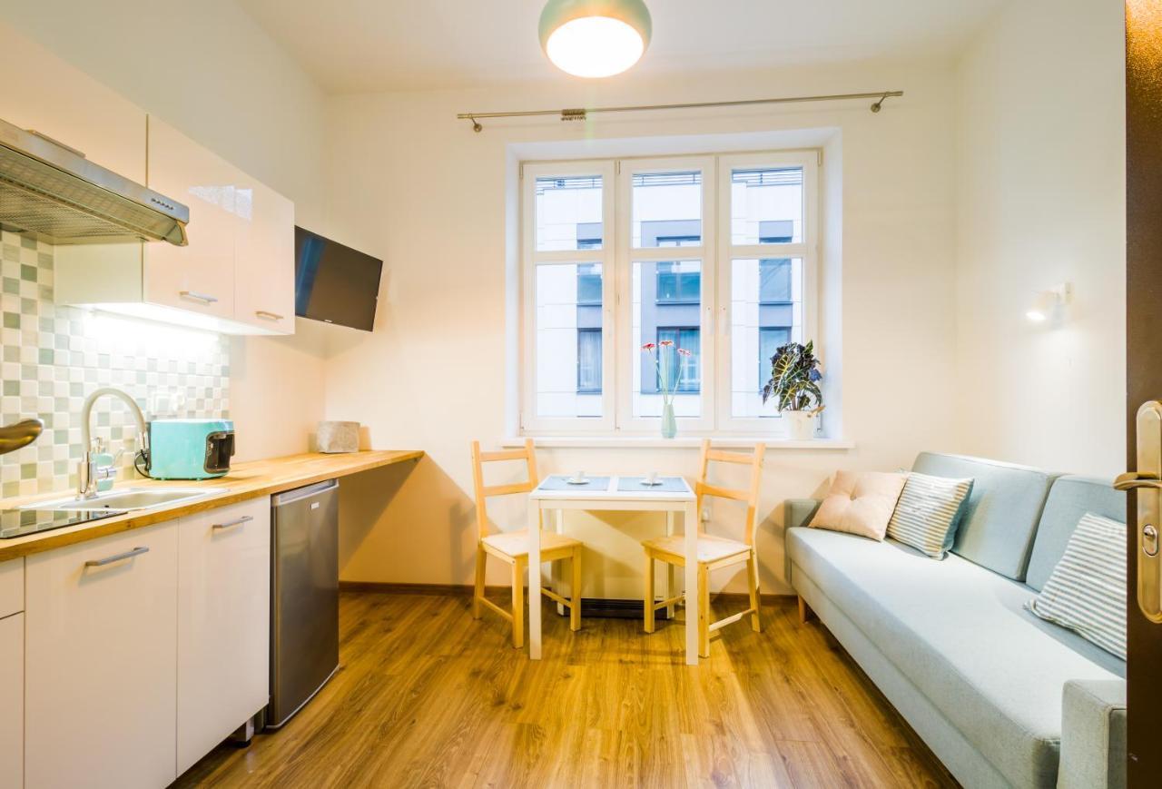Solna Atelier Apartment คราคูฟ ภายนอก รูปภาพ